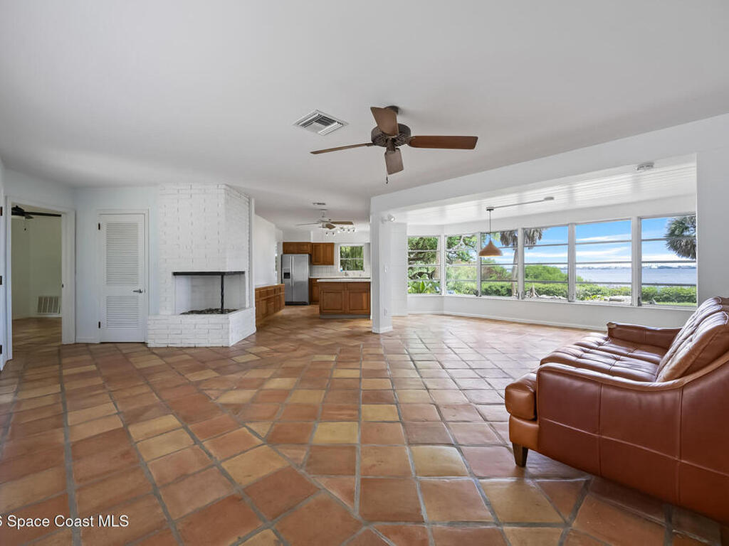 8690 S Tropical Trail, Merritt Island, FL 32952