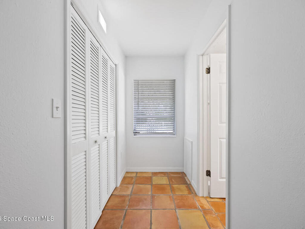 8690 S Tropical Trail, Merritt Island, FL 32952