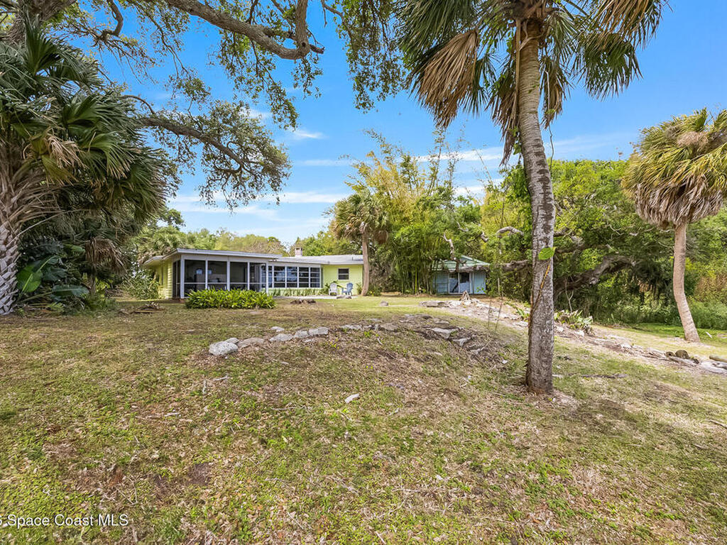 8690 S Tropical Trail, Merritt Island, FL 32952