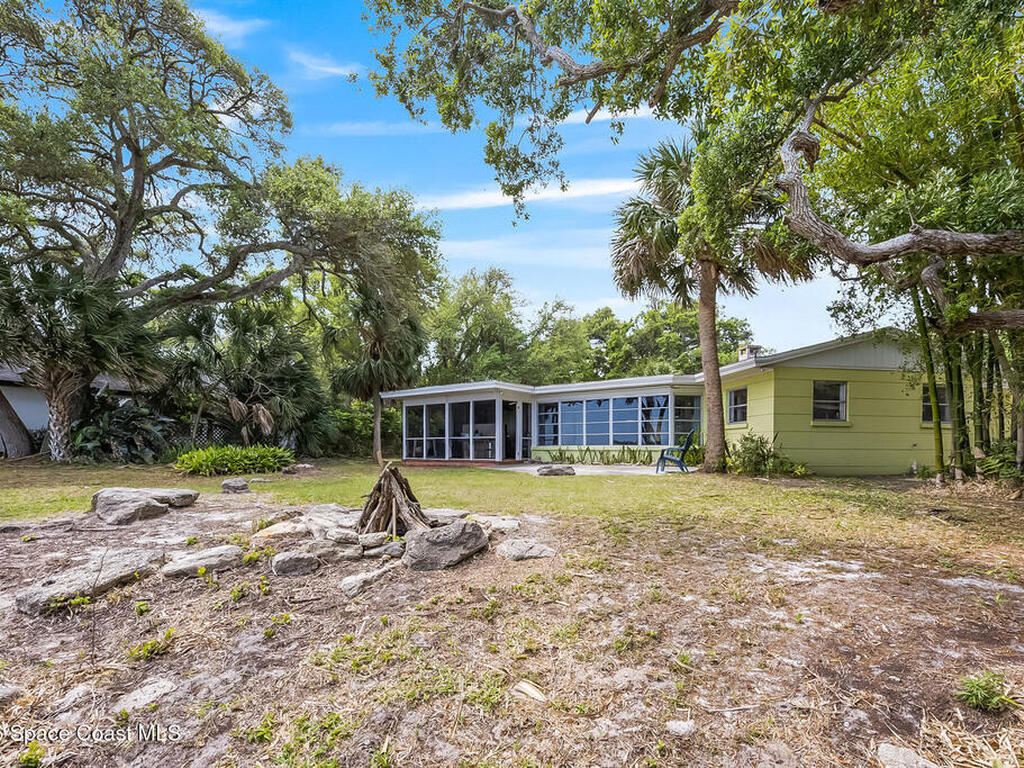 8690 S Tropical Trail, Merritt Island, FL 32952