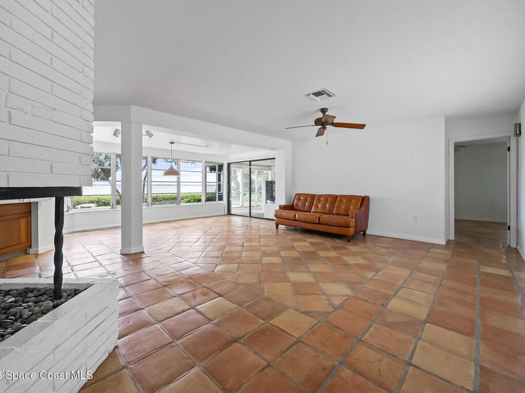 8690 S Tropical Trail, Merritt Island, FL 32952