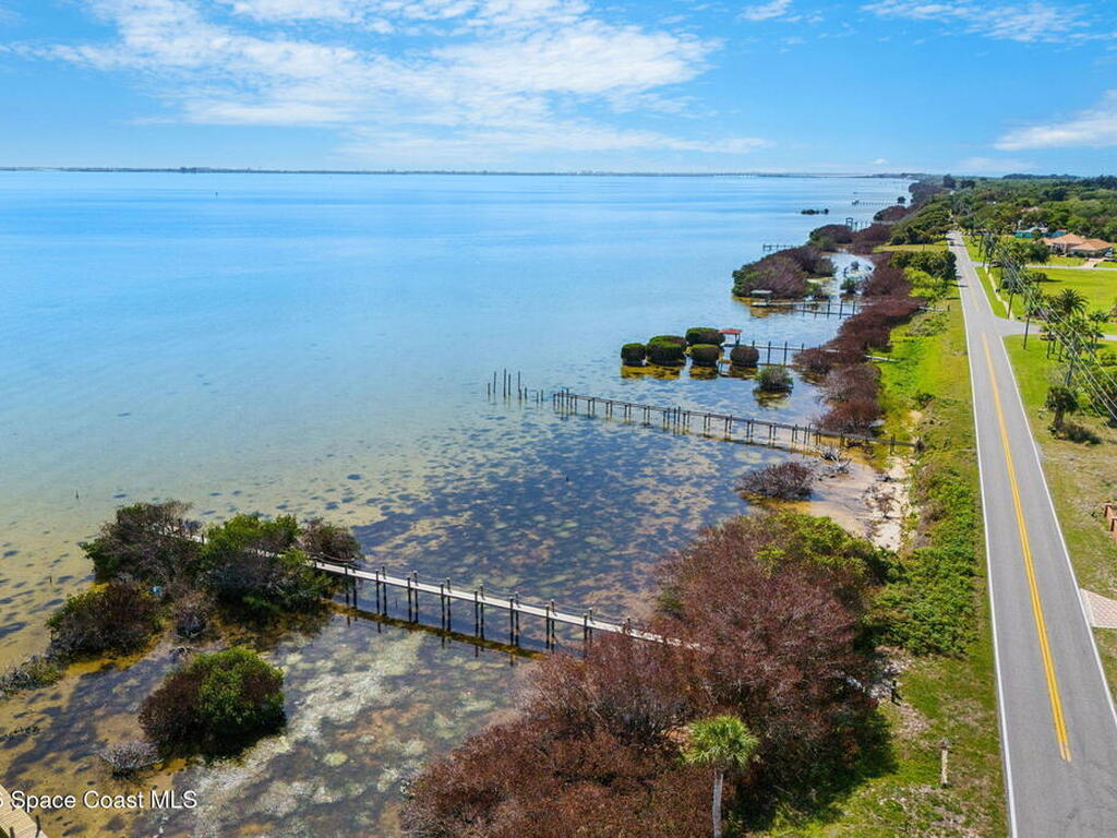 135 Crispin Street, Merritt Island, FL 32952