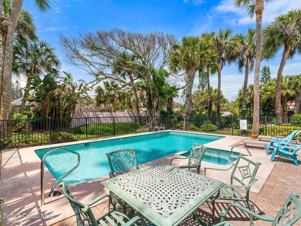 1510 S Miramar Avenue, Indialantic, FL 32903