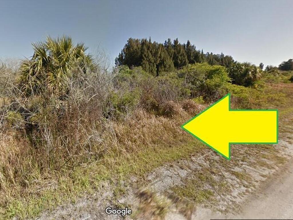 880 Yellowtail Street, Palm Bay, FL 32908