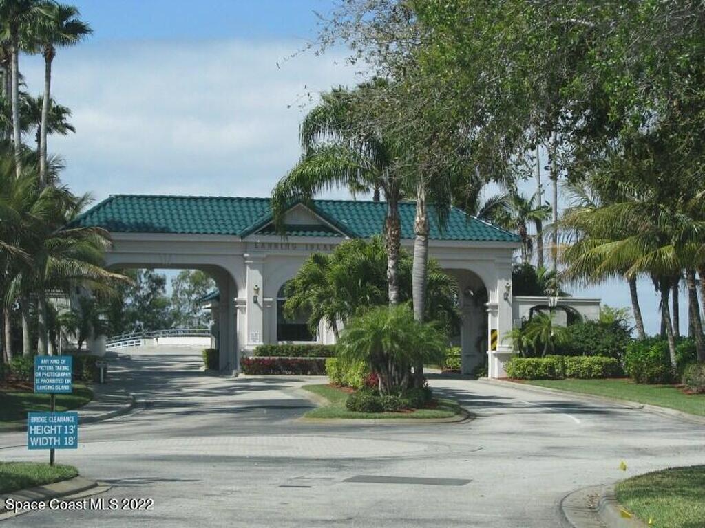 113 Lansing Island Drive, Indian Harbour Beach, FL 32937