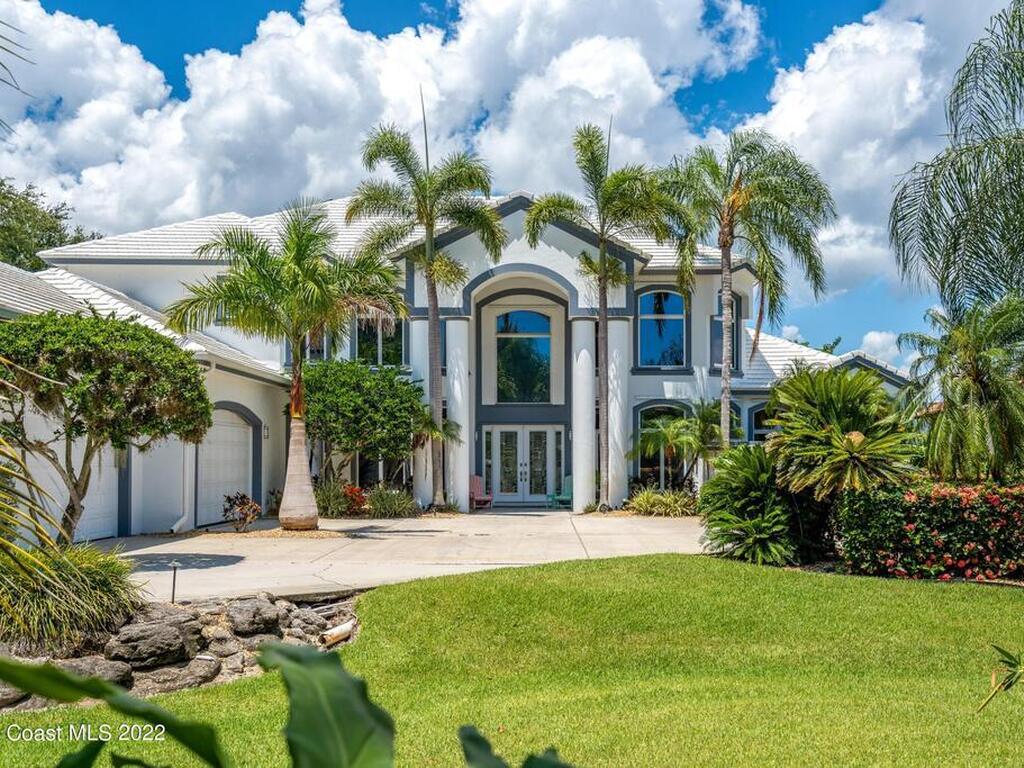 113 Lansing Island Drive, Indian Harbour Beach, FL 32937
