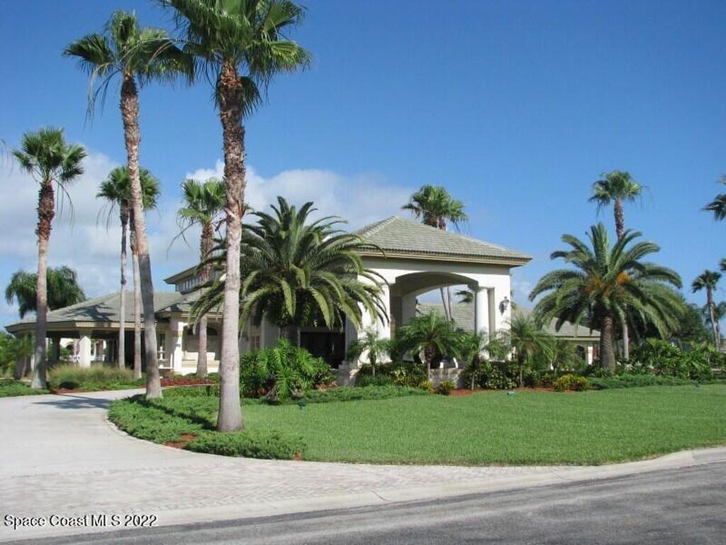 113 Lansing Island Drive, Indian Harbour Beach, FL 32937