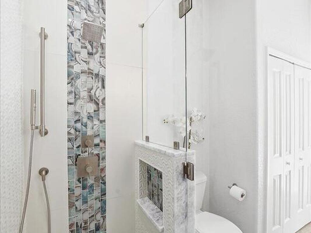 8475 S Tropical Trail, Merritt Island, FL 32952
