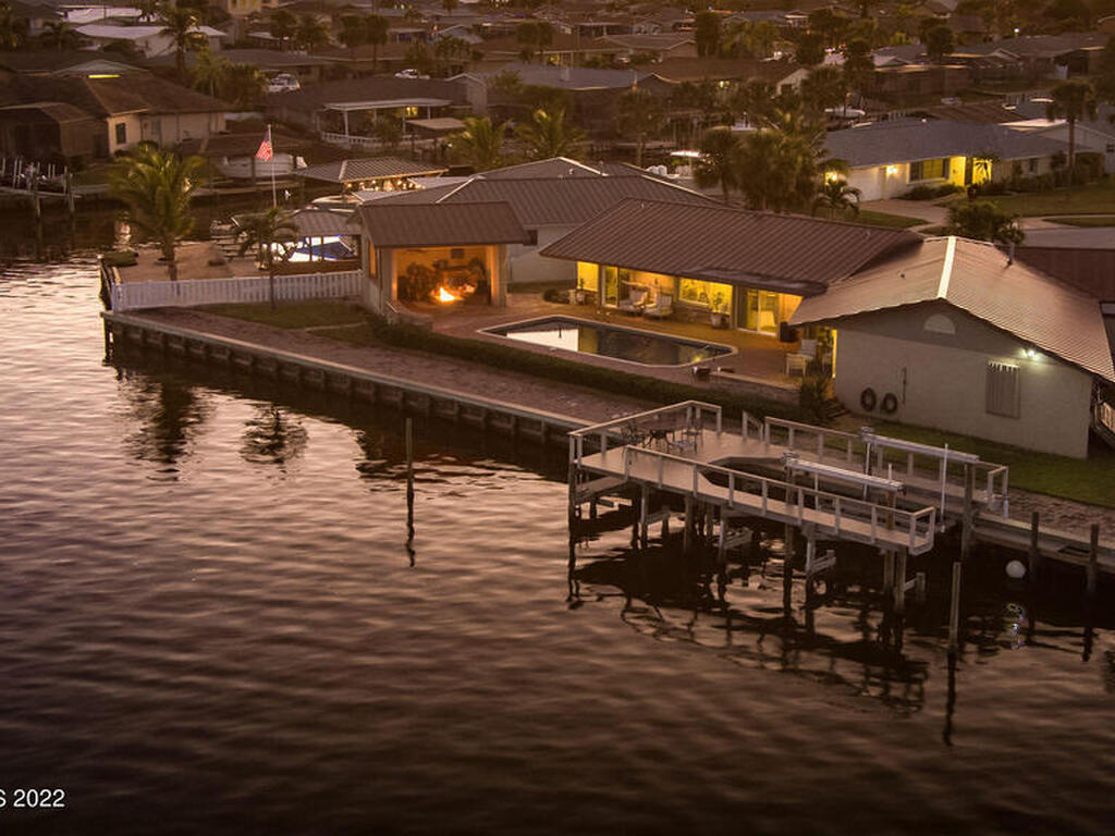 1775 Larchmont Court, Merritt Island, FL 32952