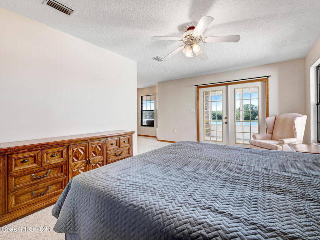 1134 S Brevard Avenue, Cocoa Beach, FL 32931