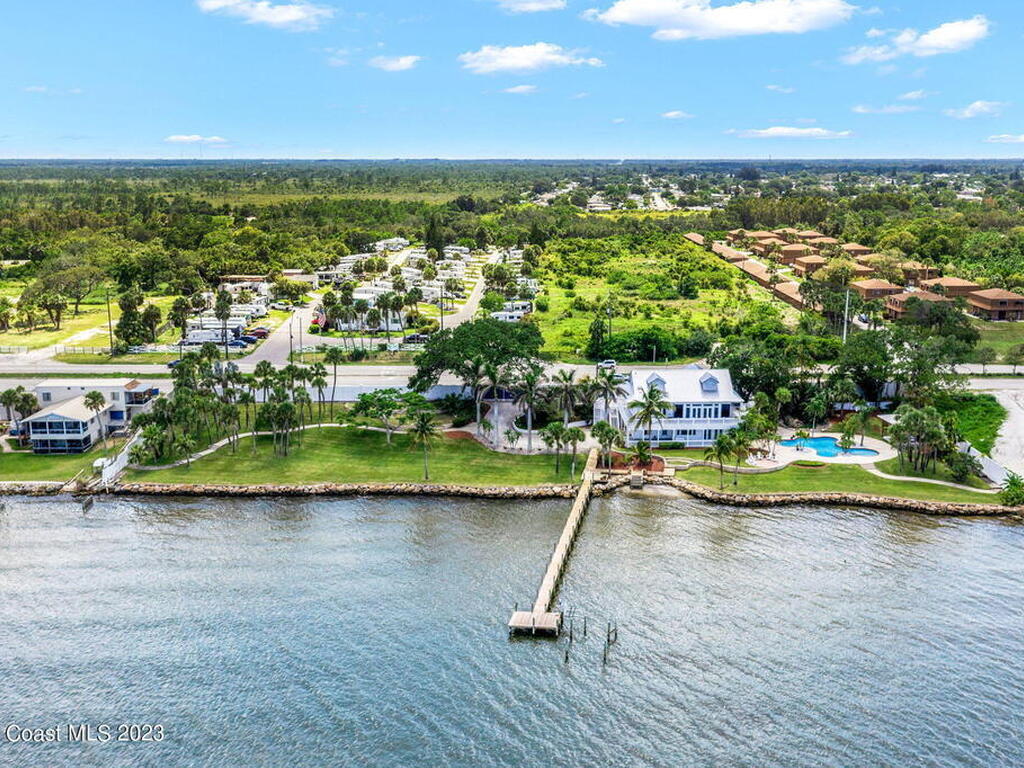 5141 Dixie Highway, Palm Bay, FL 32905
