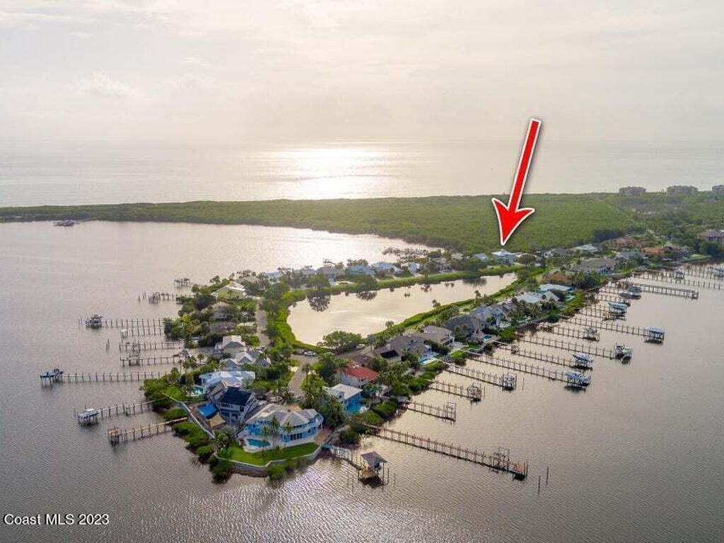 3950 NE Joes Point Road, Stuart, FL 34996