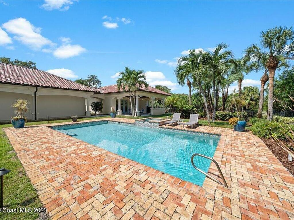 6005 S Tropical Trail, Merritt Island, FL 32952