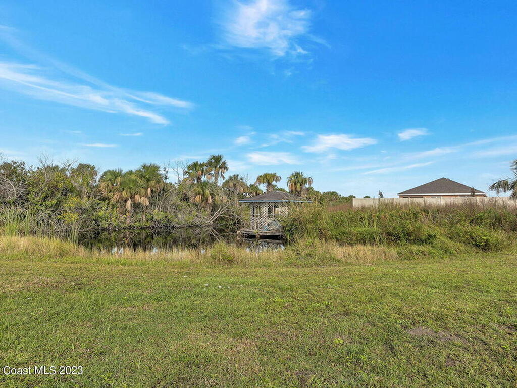 1425 Columbia Lane, Melbourne, FL 32904