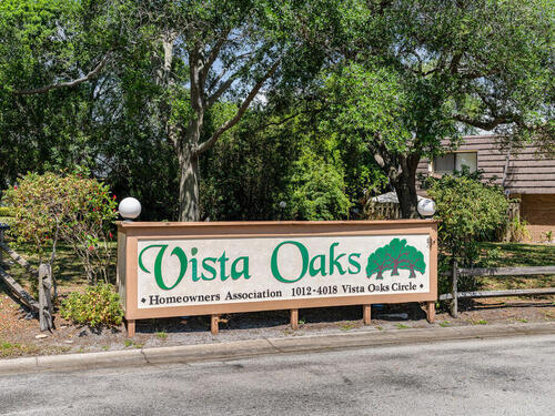 3816 Vista Oaks Circle