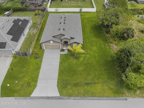 543 Lafayette Street