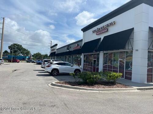 785 N Wickham Road