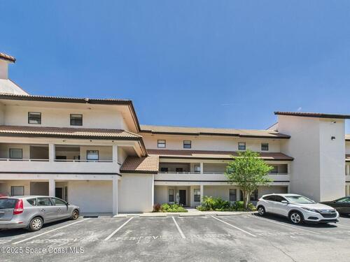 1307 River Hills Circle