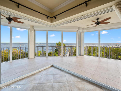 1 Indian River Avenue