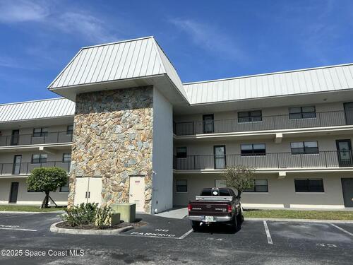305 Tangle Run Boulevard