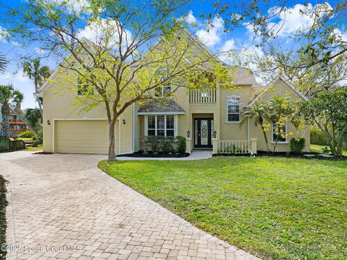 465 River Moorings Drive
