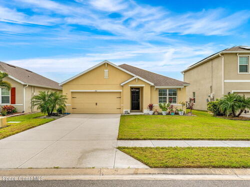 492 Moray Drive