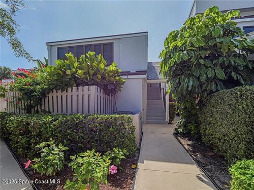 1155 Reef Road