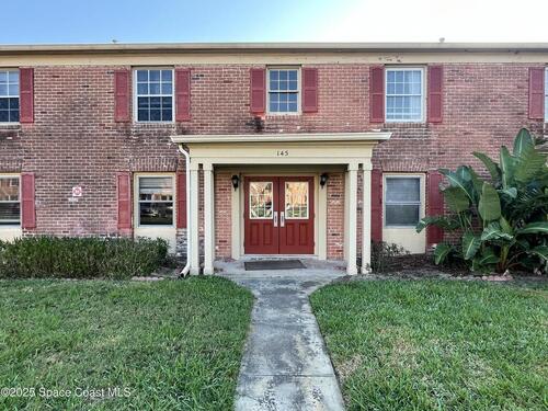 145 E Colonial Court