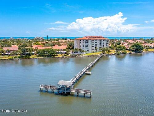 3220 River Villa Way