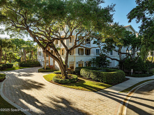 601 N Swim Club Drive