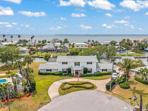 1790 Bay Shore Drive