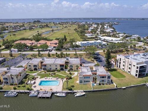 1727 Minutemen Causeway
