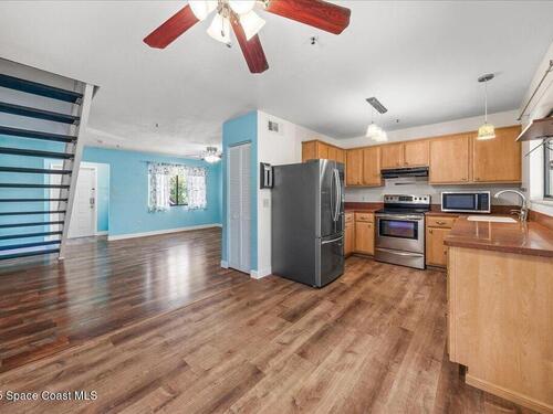 7817 Shadowood Drive