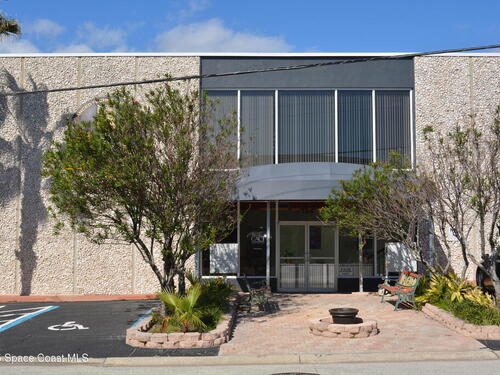166 Center Street