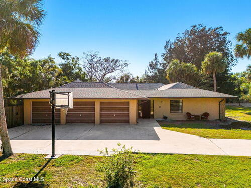 1475 S Oaks Drive