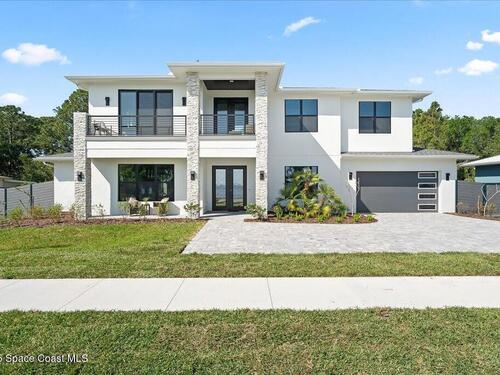 5306 Riveredge Drive