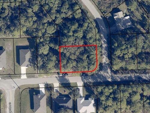 1098 Savery(Cor Garbelmann) Road