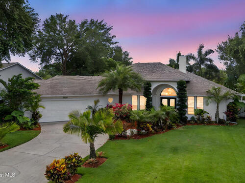 1085 Mercedes Drive