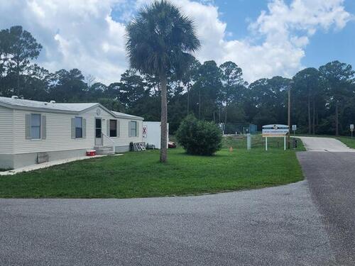 1643 Ridge Drive