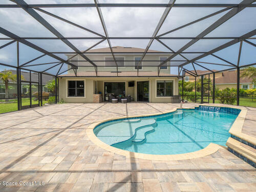7914 Creshire Court