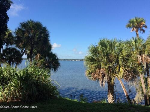 225 S Tropical Trail