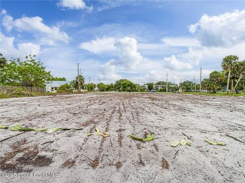 445 Old Dixie Highway