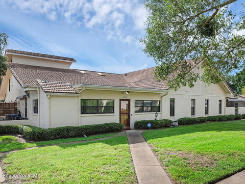 2212 Heritage Drive