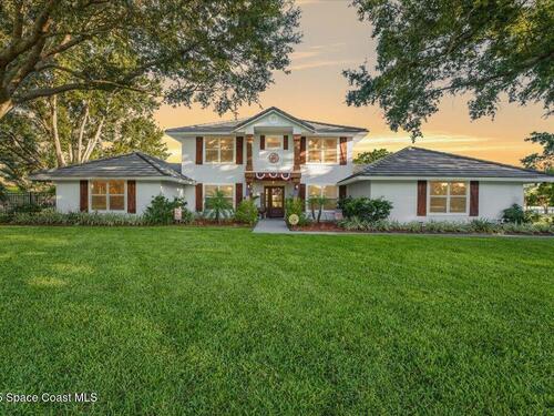 260 Utopia Circle