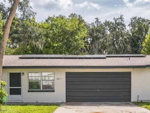 1811 Queen Palm Drive