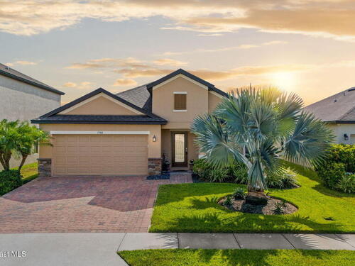1586 Fuji Drive