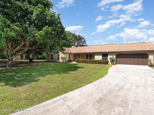 4245 Hillview Circle