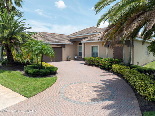 1522 Tralee Bay Avenue