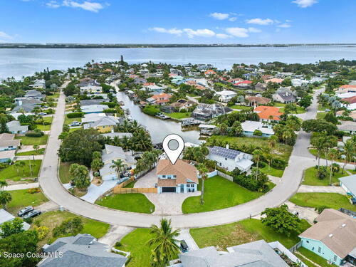 398 Riverview Lane