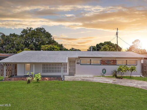 270 W Lauren Court